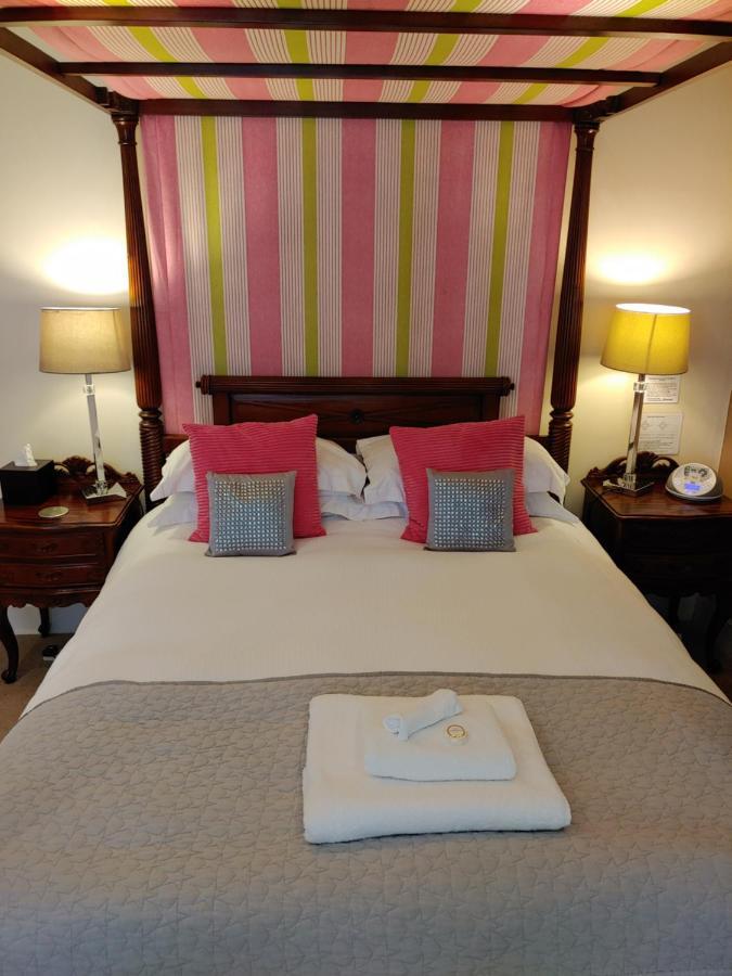The Bath House Boutique B&B - In-Room Breakfast - Free Parking Exterior foto